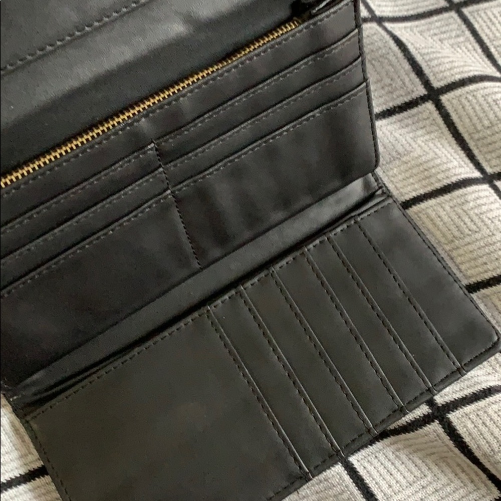 Quilted Wallet - Picture 2 of 5